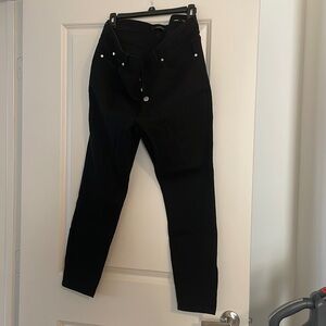 Tahari Amelia Button Fly Skinny Jeans